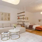 Apartahotel House 66 Braşov