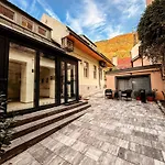 Apartahotel House 66