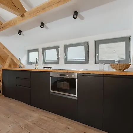 Aparthotel House 66 3*