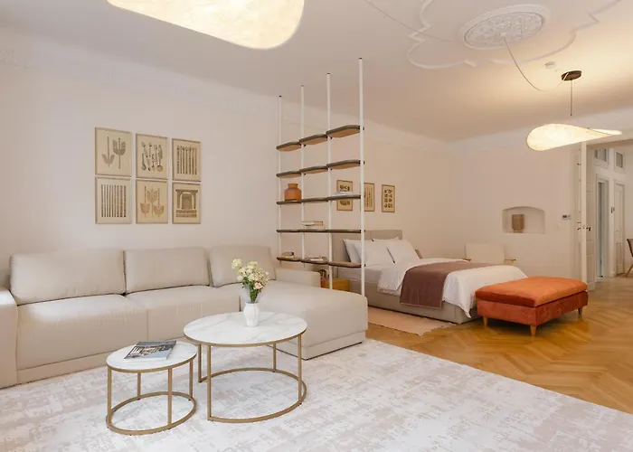 Aparthotel House 66 Braşov