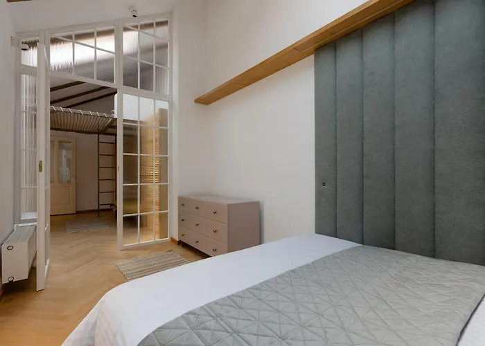 Aparthotel House 66 Braşov