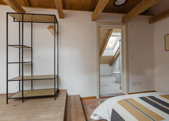 Aparthotel House 66 Braşov