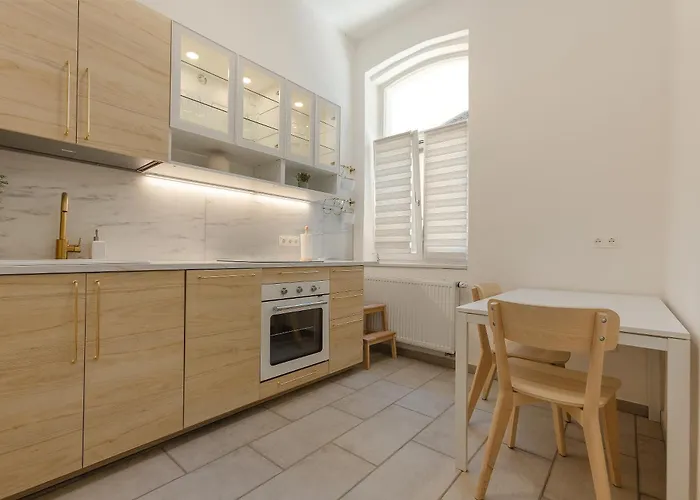 House 66 Aparthotel 3*