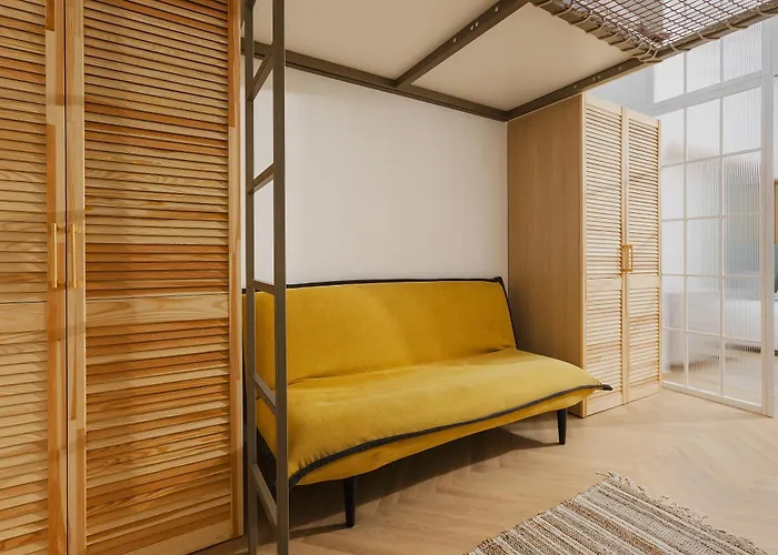 公寓式酒店 House 66 3*