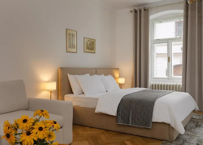 House 66 3* 布拉索夫